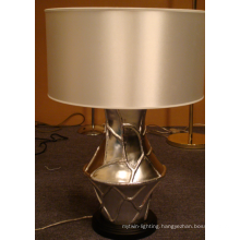 Modern Decoration Resin Hotel Table Lamp with Silk Shade L12021